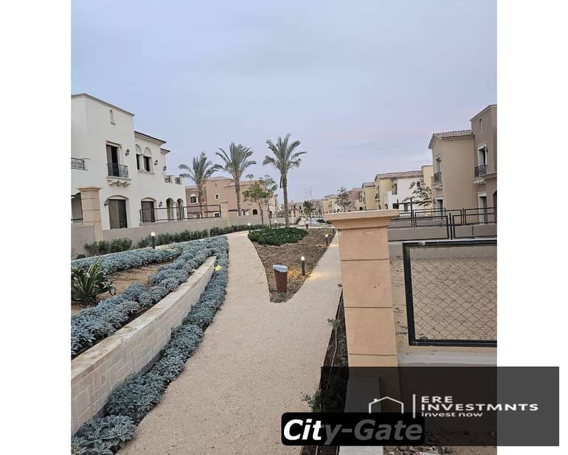 10 City_Gate_80. jpg