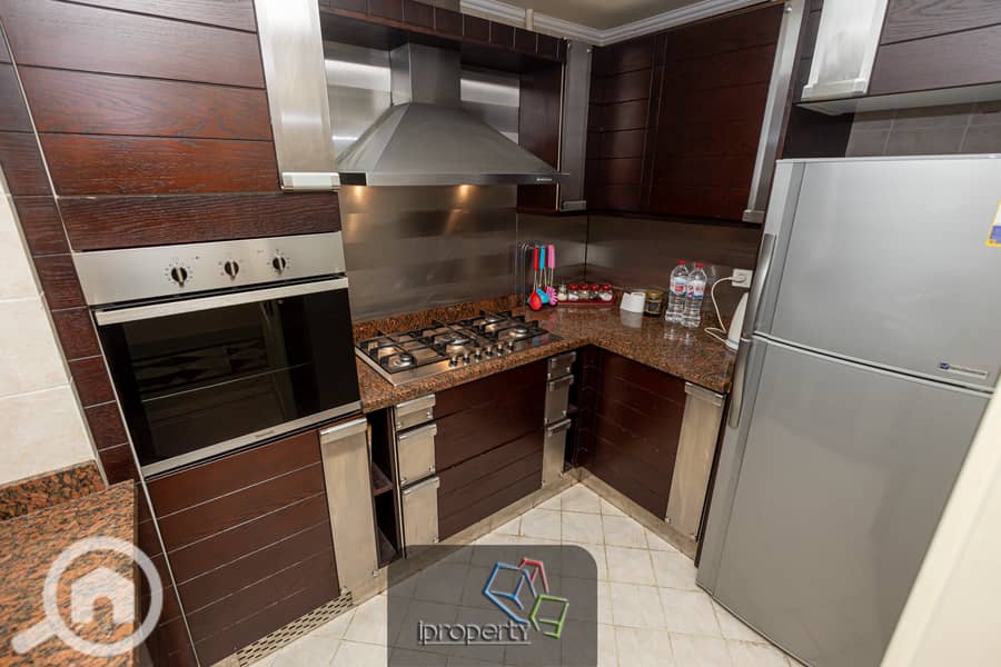 12 12. jpg
