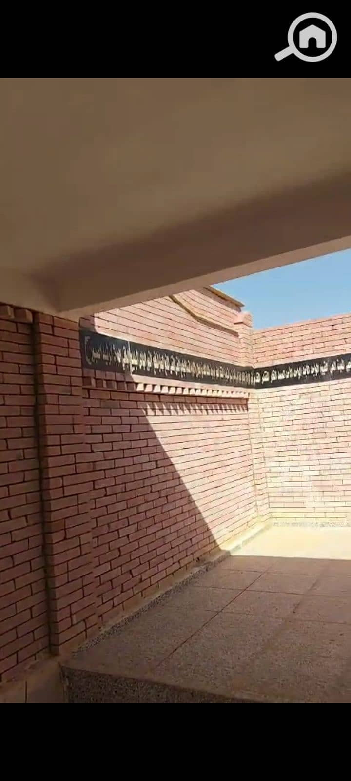 2 1000305983. png