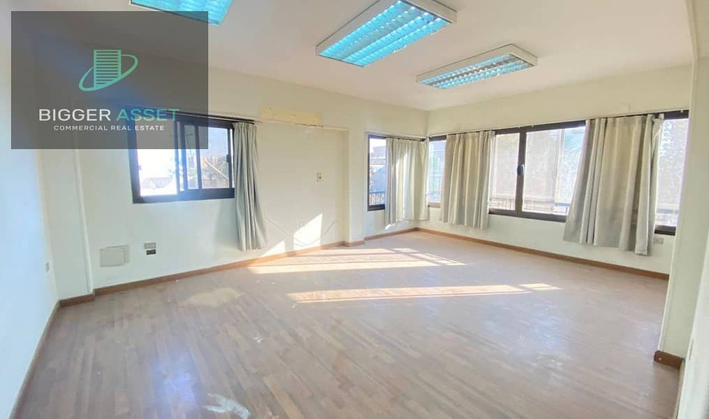 Admin Building For rent 1150 Sqm Fully Finished in Maadi - Widok 4