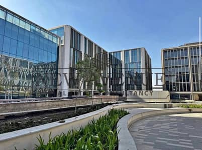 Retail for Sale in New Cairo, Cairo - 6f7a9ec1-e3d8-47b9-b704-6215b1f58d16. jpg