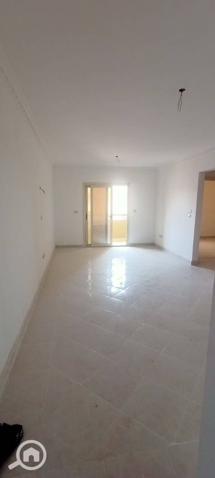 Apartment for sale on the third floor right by the hotel roundabout in Gardenia City – pohled 2