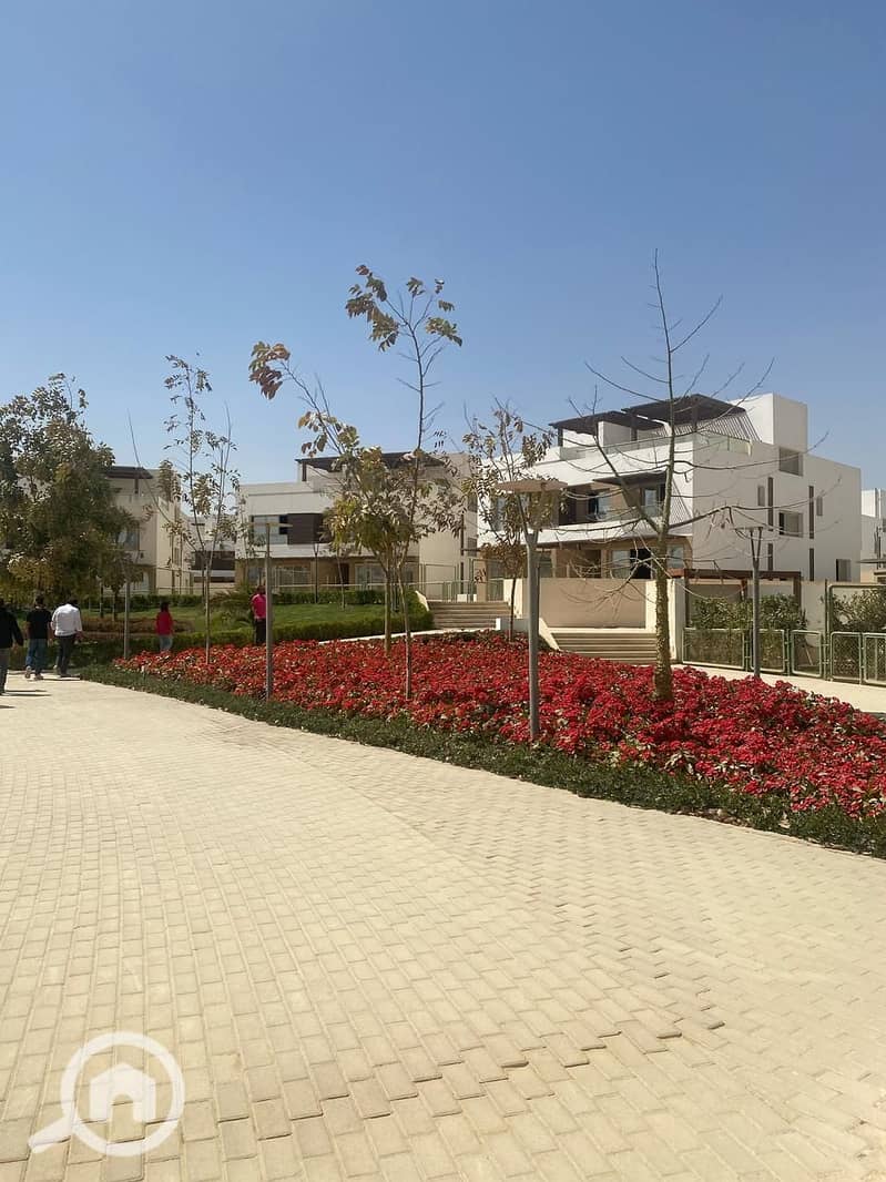 A villa ready for immediate delivery at a bargain price next to New Giza – available for viewing and habitation. - Widok 2