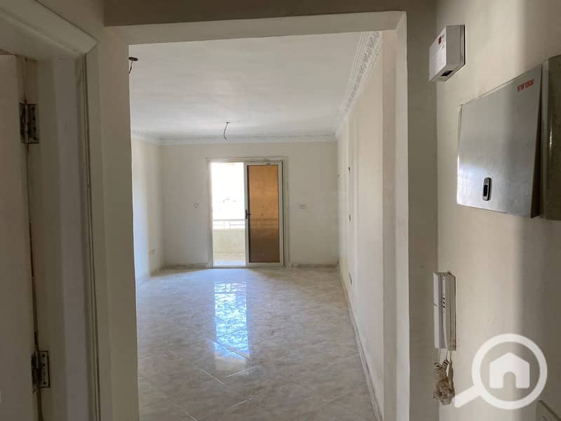 For sale, an apartment with a direct view of the church in Gardenia City. - Ansicht 2