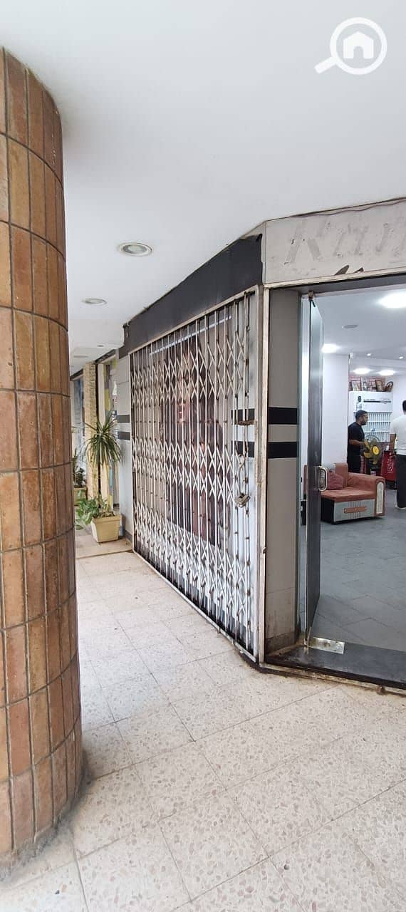 Shop for rent near Almazah Central, branching off Revolution Street at a bargain price. - Widok 2