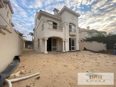 5 Bedroom Villa for Sale in Shorouk City, Cairo - 33e38dc0-392f-412b-a0f0-a25902576c2f. jpg 5 Bedroom Villa for Sale in Shorouk City, Cairo - 33e38dc0-392f-412b-a0f0-a25902576c2f. jpg