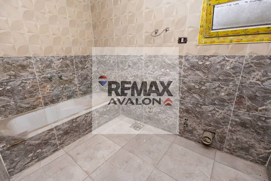 Apartment for sale with an open view, fully equipped, 264 m in Glem (Sh Rasmi Basha) - Meer