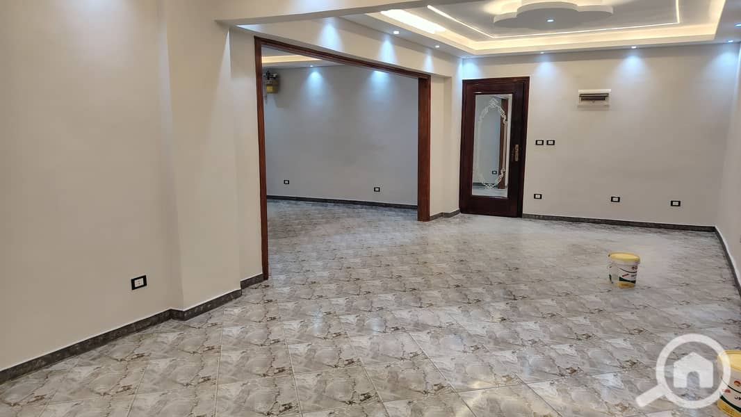 Office space for rent 170m in Loran, steps from the sea - Widok 2