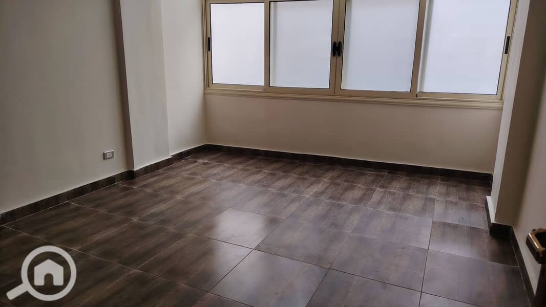 Office space for rent 170m in Loran, steps from the sea - Widok 6