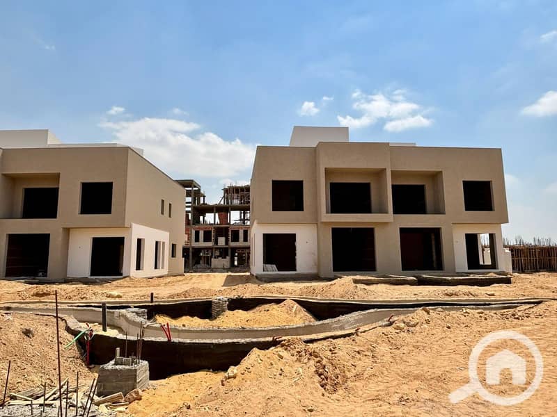 Townhouse for Sale 275 sqm Immediate Delivery with 30% Discount for a Limited Time in Rosail Compound Mostakbal City - Prikaz 4