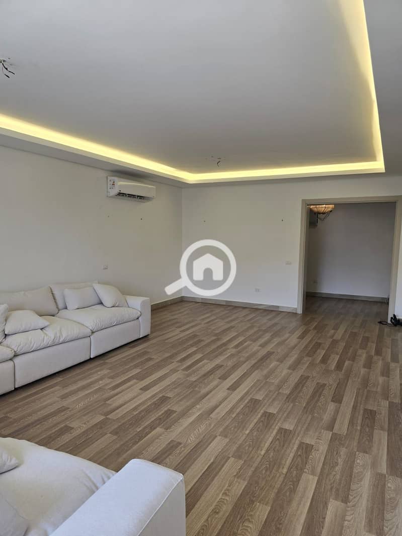 For Sale | Penthouse 191 sqm + 98 sqm Roof – October Plaza by SODIC, 6th of October - Ansicht 4