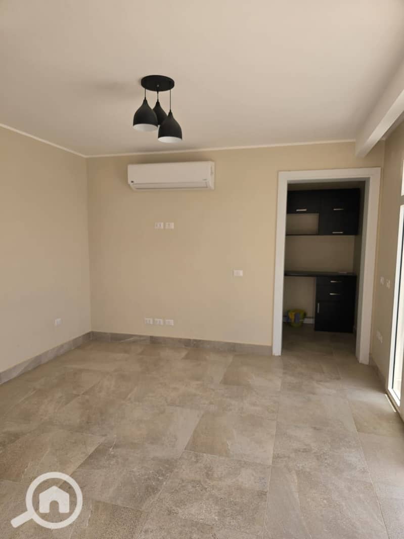 For Sale | Penthouse 191 sqm + 98 sqm Roof – October Plaza by SODIC, 6th of October - Mehr