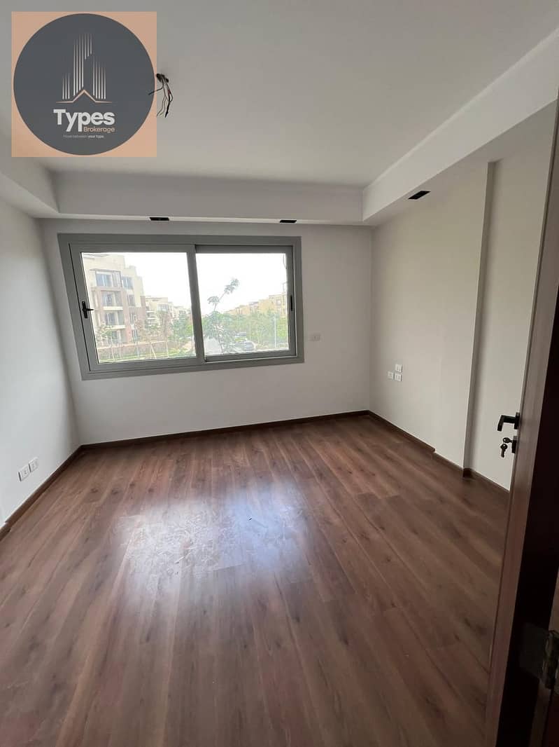 Middle townhouse villa for sale in Palm Parks Prime Location compound, ultra super lux finished - Widok 6