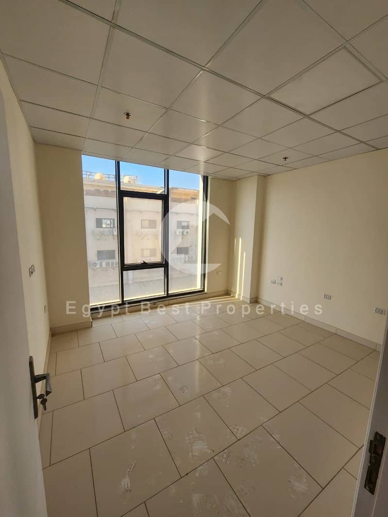 Rented Office at 94K per month for sale Town Squar - Więcej