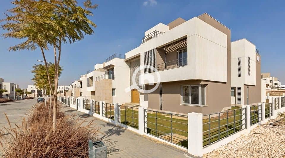Elegant Villa in The Crown Ready To Move Next To New Giza - Widok 5