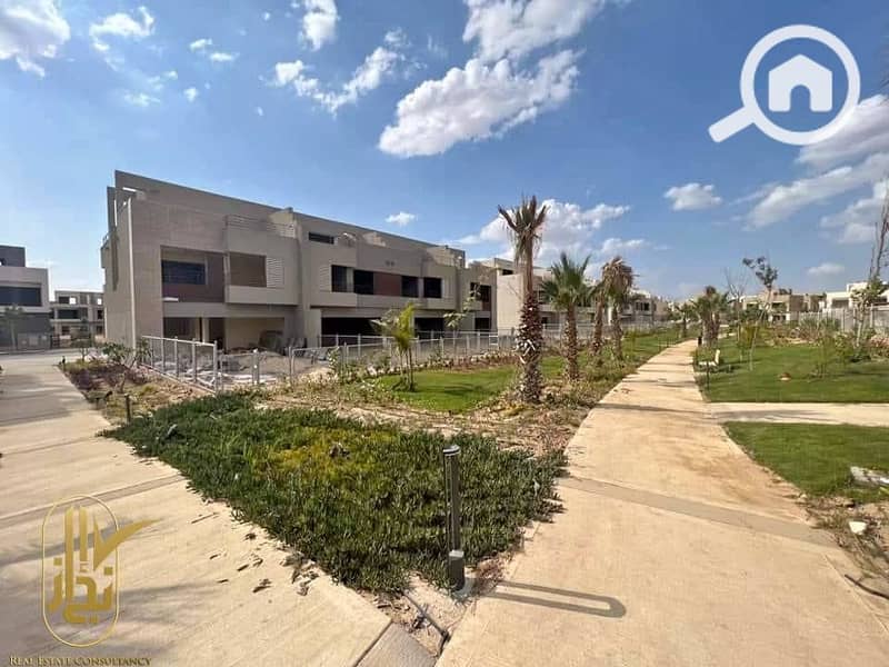 Elegant Villa in The Crown Ready To Move Next To New Giza - Widok 6