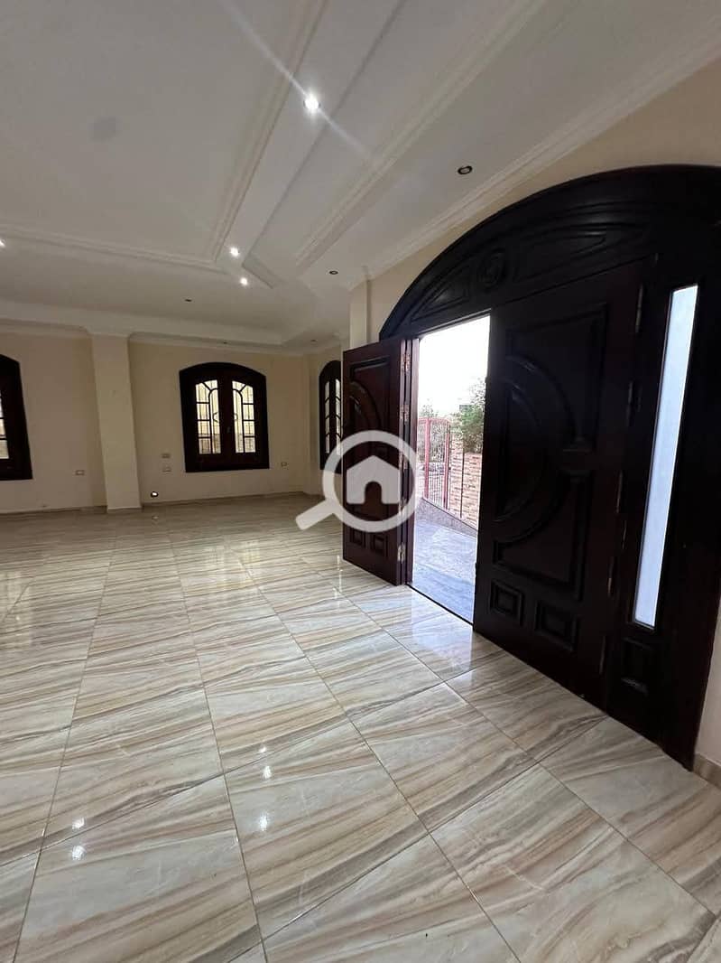 Apartment for rent in West Sumid, elevated ground floor, private entrance, administrative or residential, close to the axis. - Ansicht 3