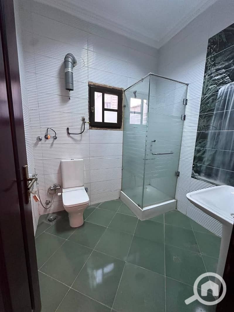 Apartment for rent in West Sumid, elevated ground floor, private entrance, administrative or residential, close to the axis. - Mehr