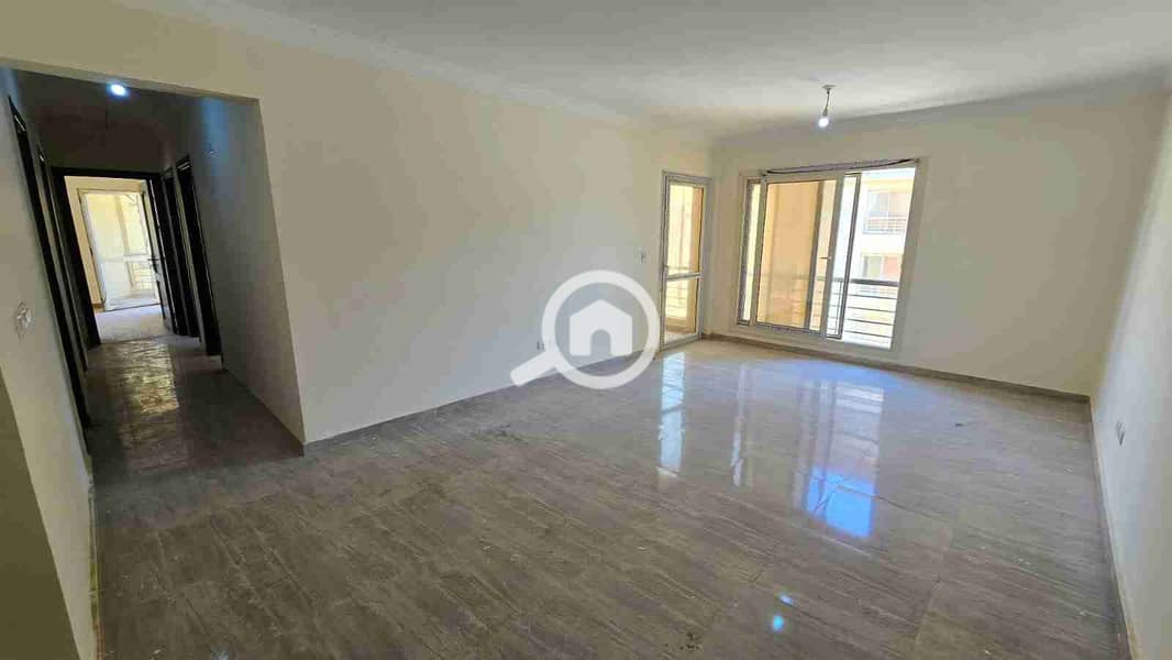 Apartment for sale in Janna Misr Compound, New Cairo, at the end of American University Street, close to the Southern 90 and next to Lifestate Compound. - Widok 2