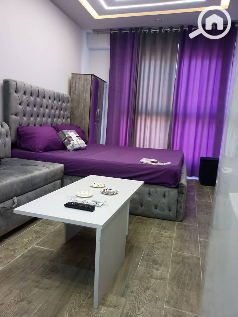 30m studio, super luxury furniture, air-conditioned, sea view, with a swimming pool - Ansicht 5