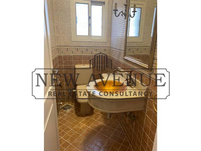 Fully Finished Twin House for Sale in Katameya Heights Compound - Więcej
