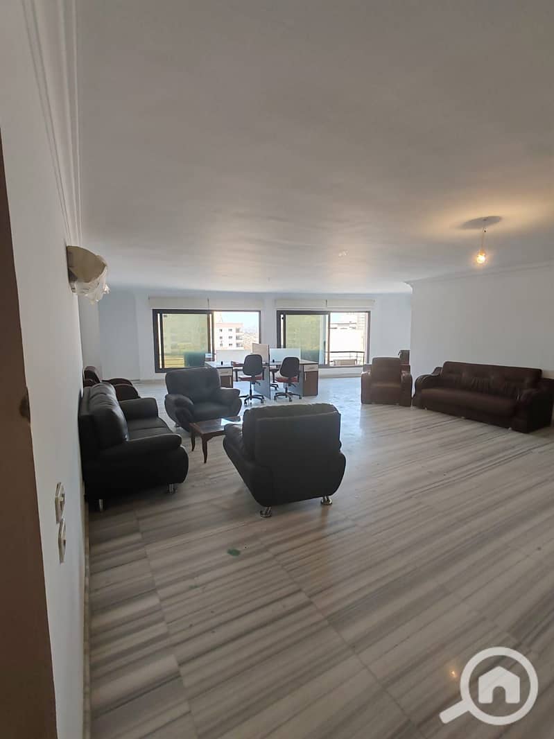 Office for rent 300m air-conditioned excellent location for companies / Zahraa El Maadi - Więcej