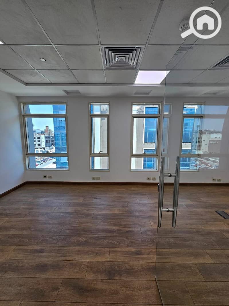 Unique 220m administrative headquarters for rent in the strongest location on Al-Teseen Street South, Fifth Settlement - Ansicht 3