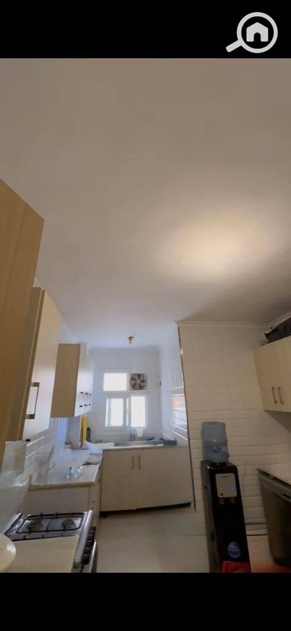 Apartment for rent in Sheikh Zayed District 16 in front of Beverly Hills - Więcej