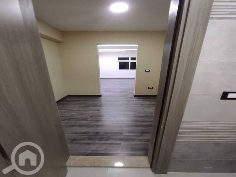 4 d622dbf2-7670-406c-8555-027066264db2. jpg