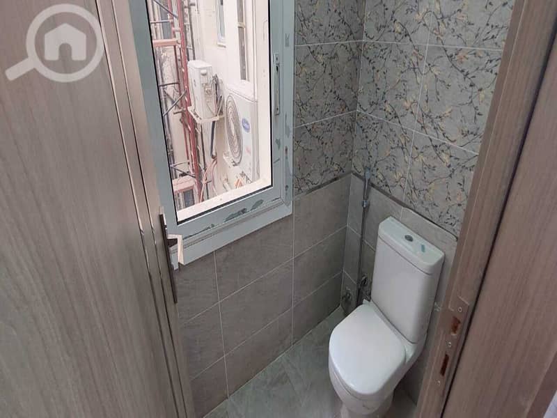 15 3f878da5-14c6-4cc0-9302-9510f21d0568. jpg