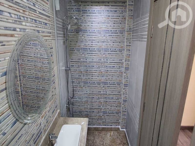 16 2f6d3181-dcef-412f-b4b8-e40b77e7e99f. jpg