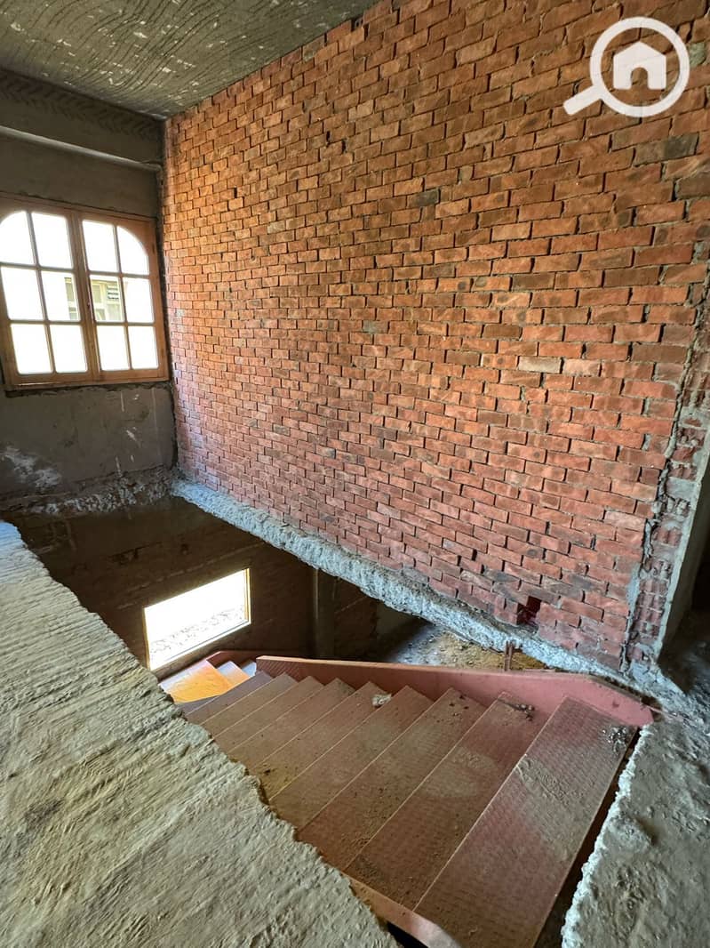 Duplex for sale, semi-finished, in Al Yasmin 2, immediate occupancy, 300 meters + 115 meters garden, electricity and water meters available, natural g - Ansicht 4