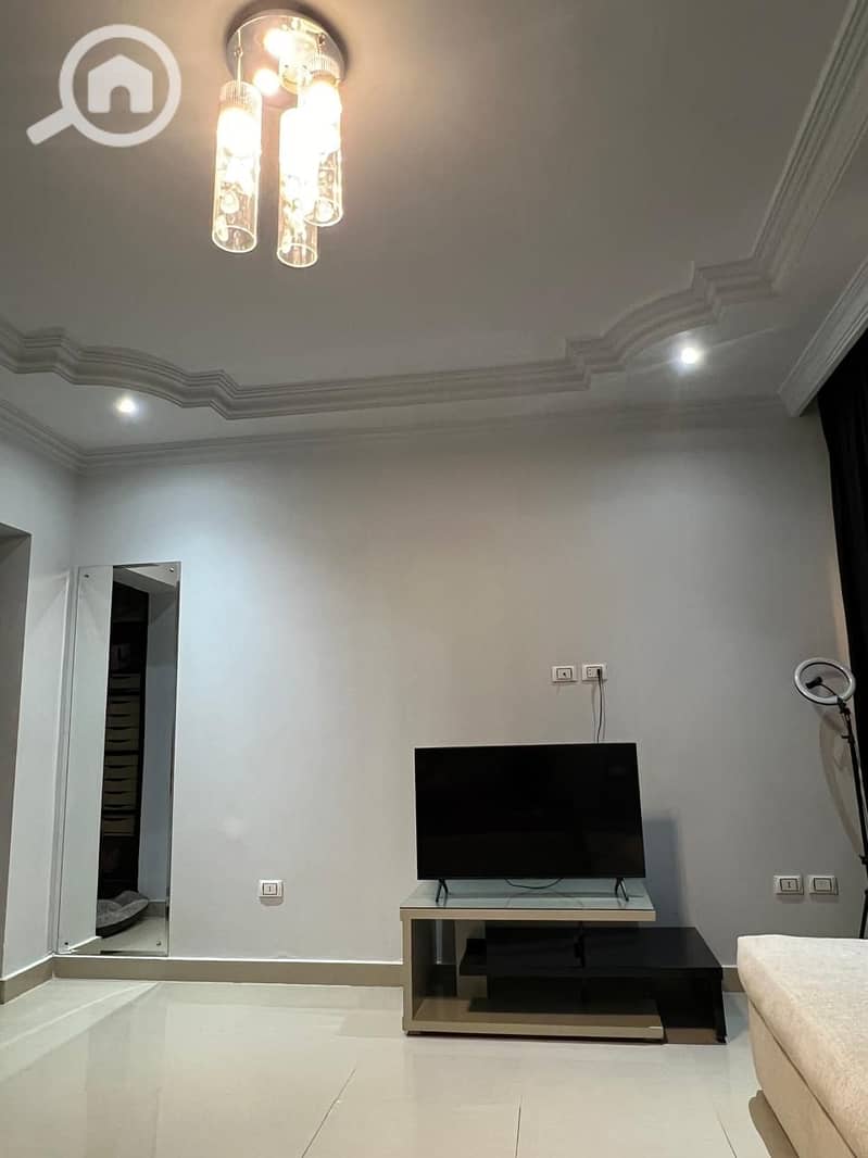 For sale, a distinguished duplex with ground and first floors in Al Banafseg, Al Tagammoa Al Khames. Area: 198 square meters, private garden: 50 square meters. – pohled 4