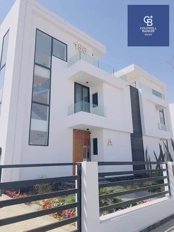 Villa with sea view, in a prime location in the heart of New Cairo, at a special price and with long-term installments. - Ansicht 2