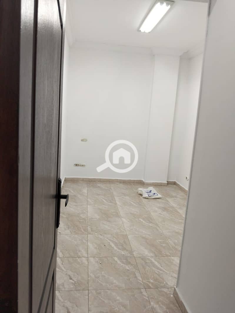 Exclusive duplex for companies with a private entrance, located near the first district on street 90 and public transport. – pohled 5
