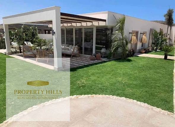Wake up every day to the sea at Beit El Bahr*, the last large, fully finished, and luxurious villa in the heart of Sidi Heneish – další