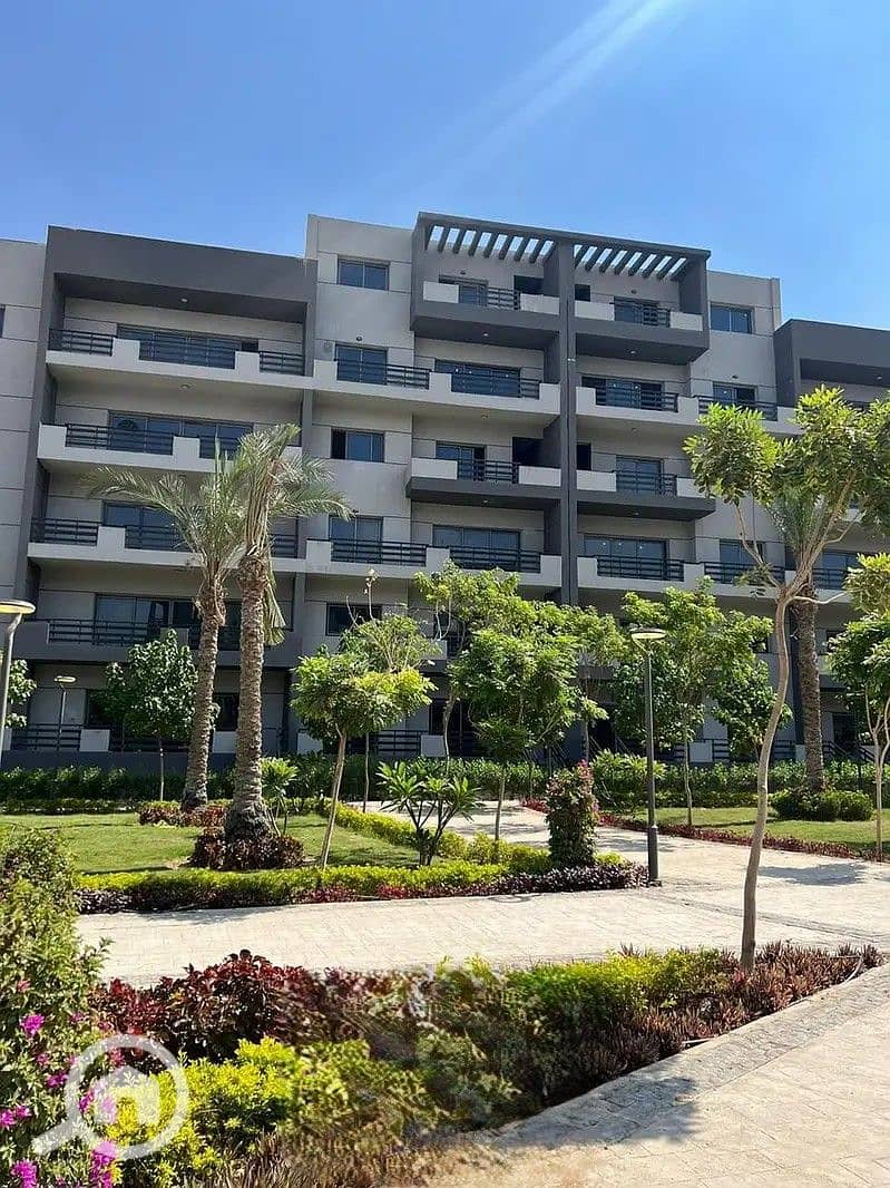 Duplex for sale, ready for immediate occupancy, fully finished , in Sheraton City, next to Hajooga and close to Suez Road, Nasr Road, and Sun City Ma - Ansicht 4