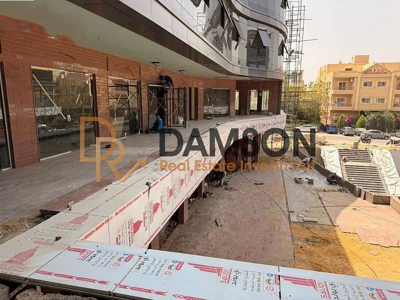 Office for sale, 34 sqm, immediate delivery, already leased, located inside a mall in the Yasmeen area, First Settlement (Tagamoa El Awal) - Widok 6