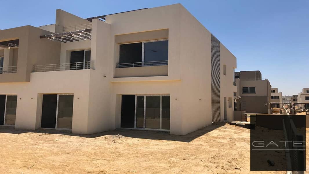 3 Townhouse-for-sale-in-palm-valley. jpg
