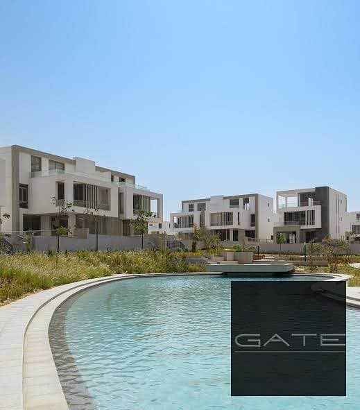 fully inished - Middle Townhouse on the Lake for Sale in Joulz Compound Prime location in Phase 1 facing New Giza - Mehr