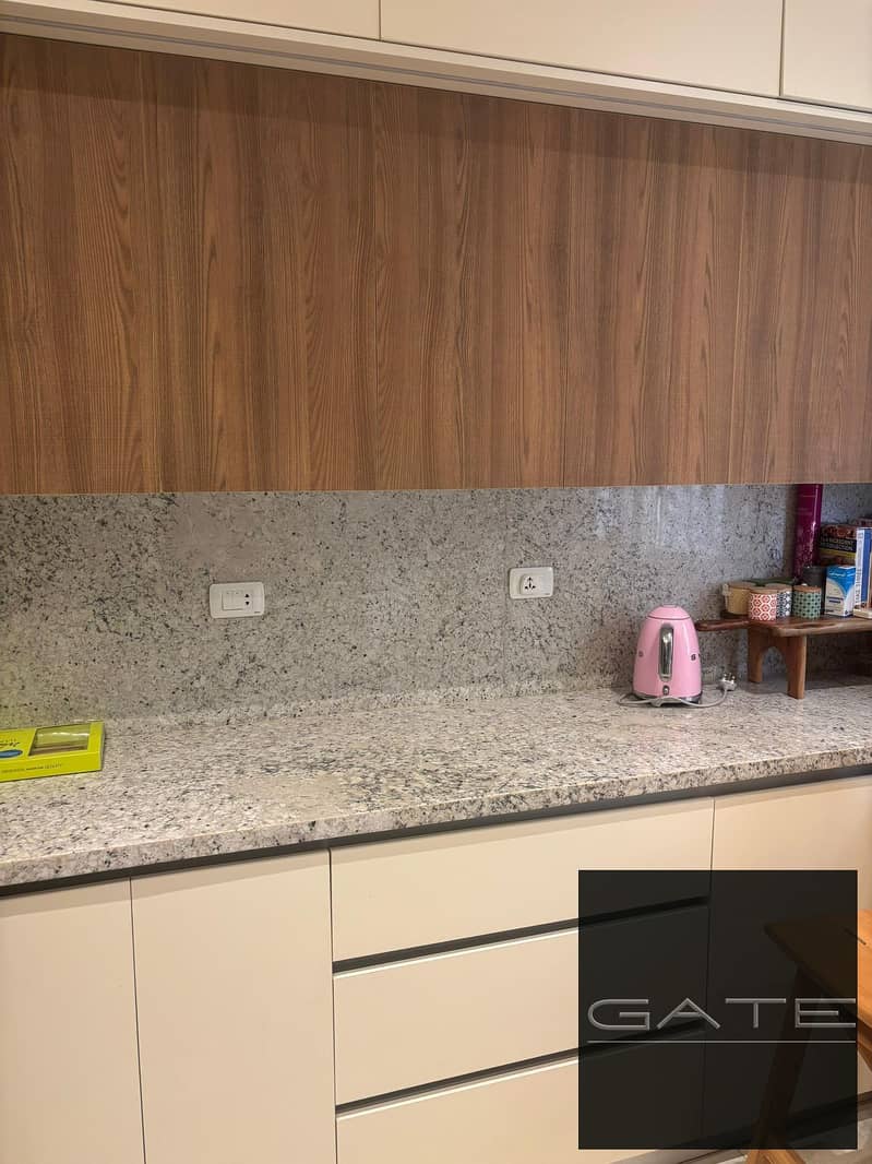 Resale – Hot Deal | Lowest Price Townhouse | Ultra Super Lux Finished | Prime View & Location – další