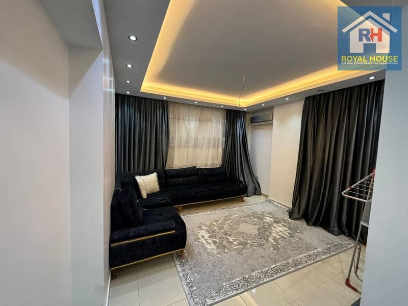Luxury apartment for sale with a net area of 150 square meters in a prime location on a street parallel to Toman Bay Street in Eastern Zaitoun Gardens. - Ansicht 3