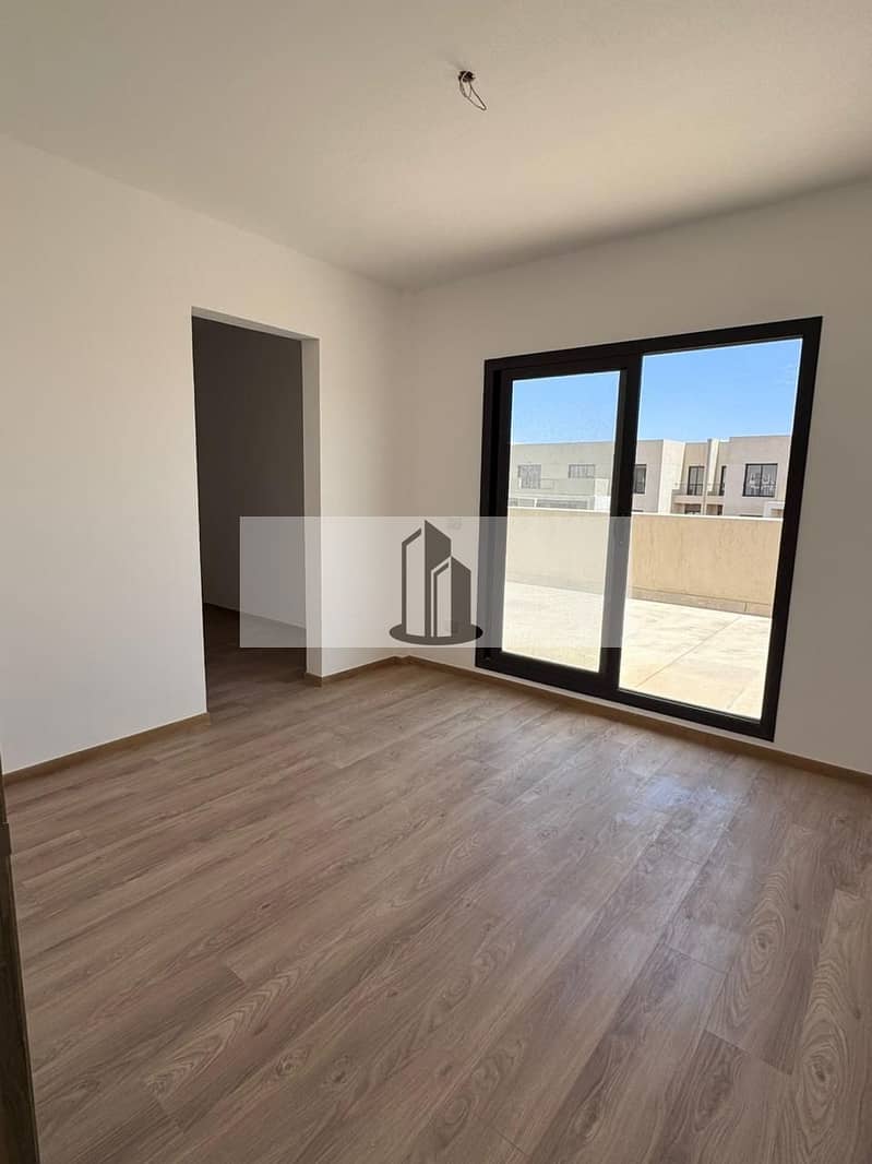 Penthouse for sale finished and ready to move in Golden Square Fifth Settlement in Fifth Square Al Marasem - Widok 3