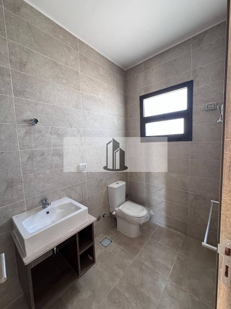 Penthouse for sale finished and ready to move in Golden Square Fifth Settlement in Fifth Square Al Marasem - Widok 5