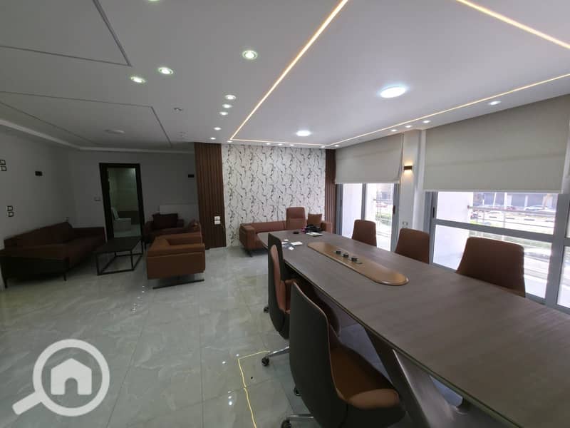 Outstanding administrative headquarters of 230m fully furnished and equipped with central air conditioning for rent on the Maadi Ring Road in One Katameya Al-Murshidi - Widok 2