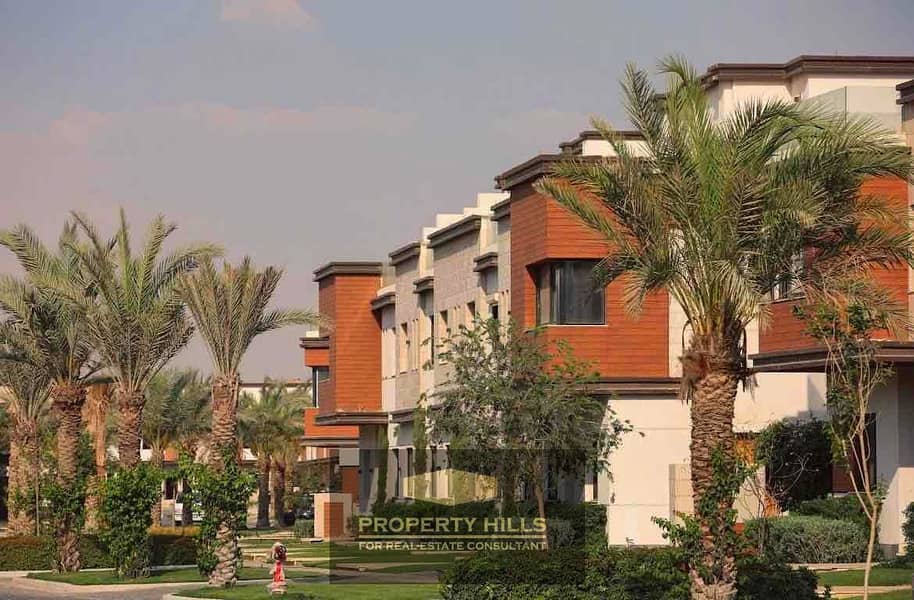 Town villa in the Golden Triangle in the Fifth Settlement next to Hyde Park, Mivida, Azar, Lake View, and Village Gardens - Widok 6