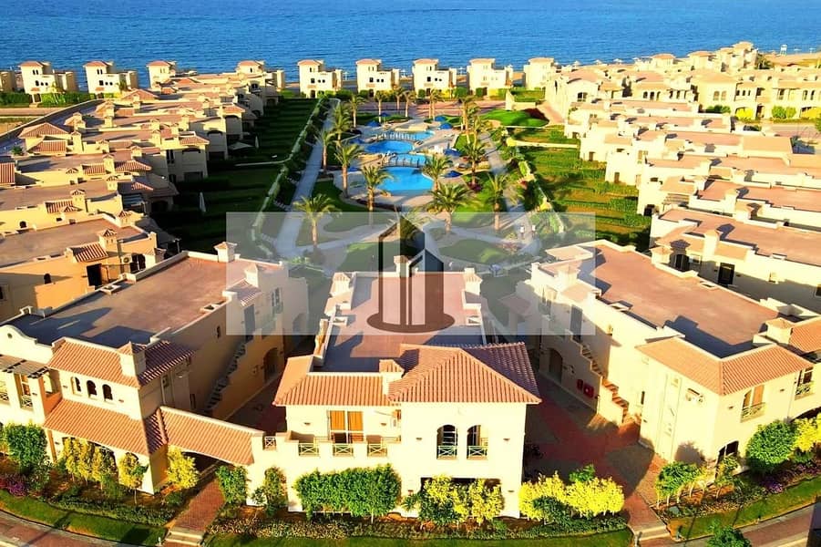 Furnished chalet for sale with sea and pool view in La Vista Gardens, Ain Sokhna, directly from the owner. - Widok 5