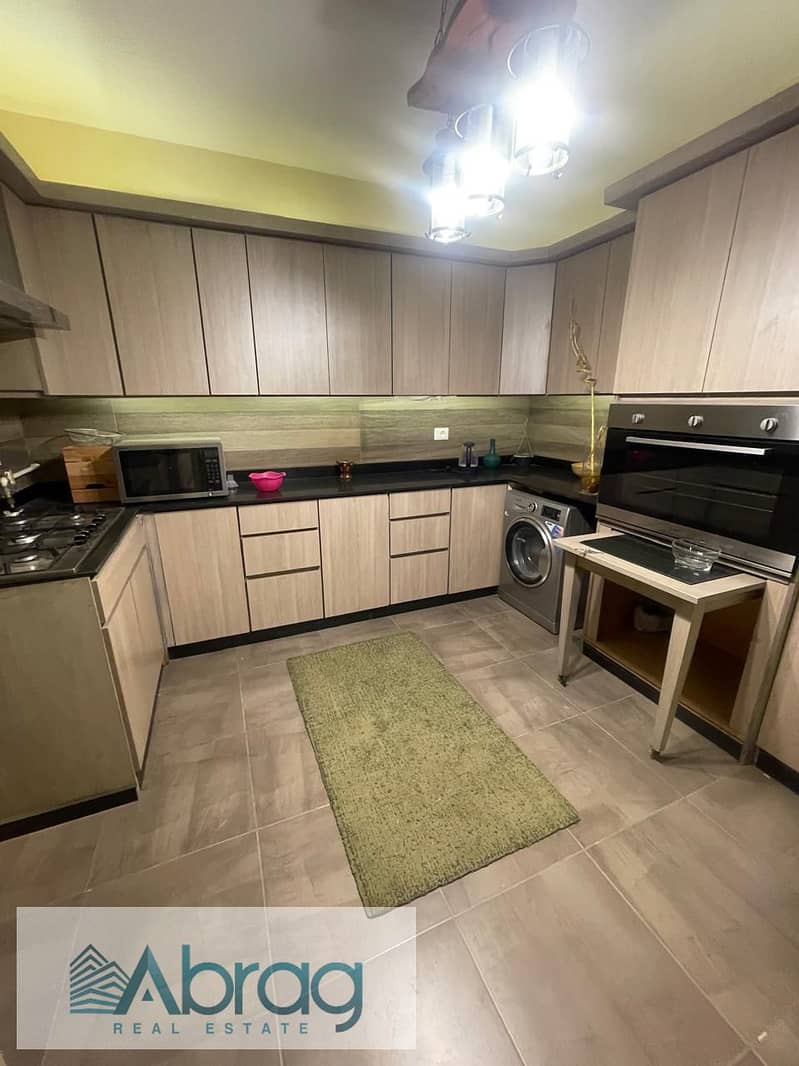 Furnished twin house for rent, modern and air-conditioned, super deluxe, in Mina Garden City compound, October. – pohled 5