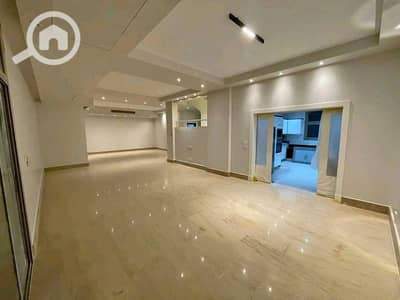 3 Bedroom Flat for Sale in Sheikh Zayed, Giza - 680391497_1259593773006480_8745648184751647879_n (1) - Copy. jpg