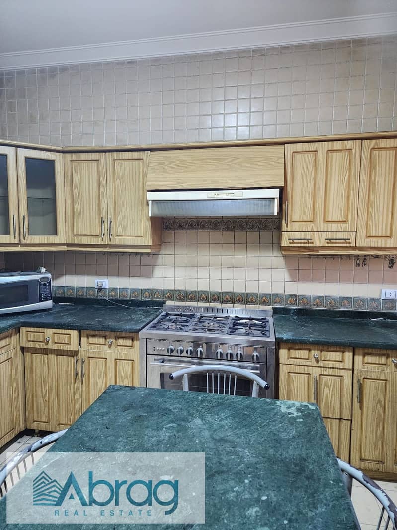 Villa for rent, 700 sq m, with swimming pool, furnished and air-conditioned, in Al Yasmin Greenland Compound – další